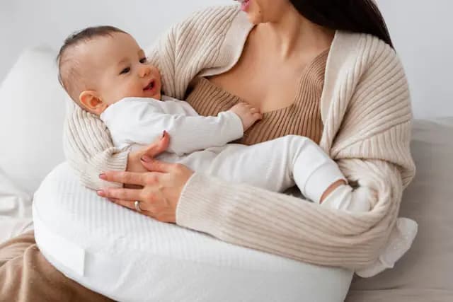 Panduan ASI Eksklusif 6 Bulan: Menyusui, Pumping, dan Menjaga Produksi ASI