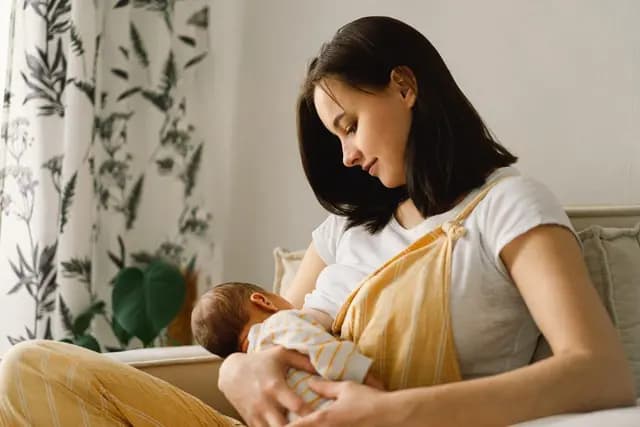 Mengapa Menyusui Penting? Manfaat ASI untuk Bayi dan Ibu